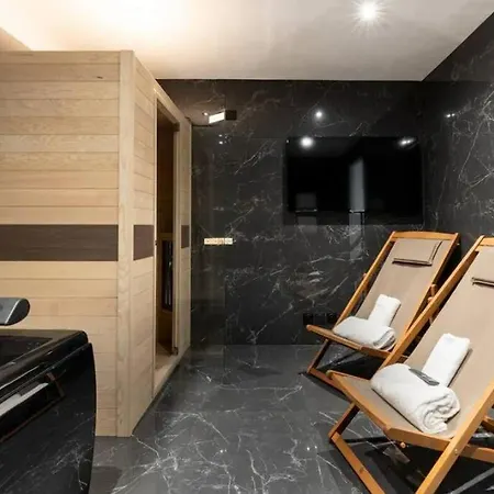 Apartment Magnifique Avec Sauna Et Jacuzzi *